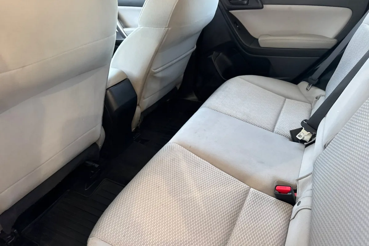 2016 Subaru Forester 2.5i Premium thumbnail 14