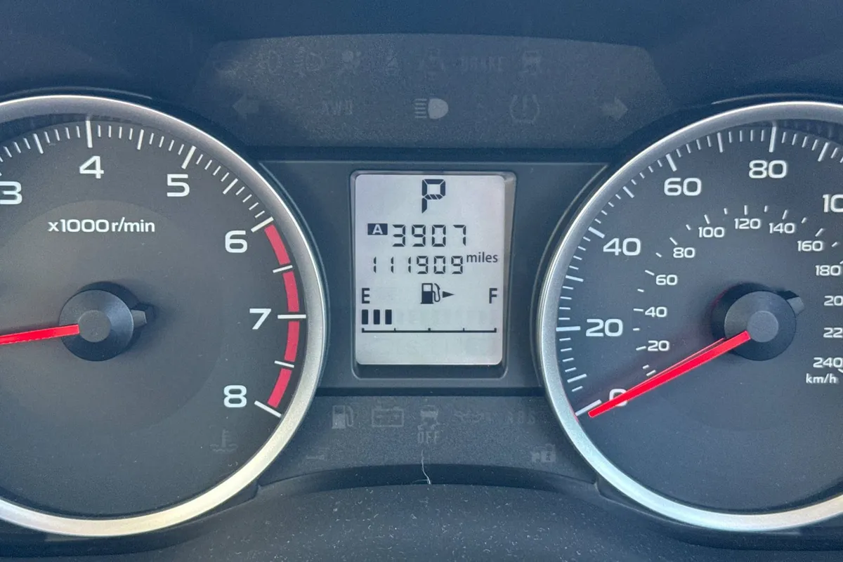 2016 Subaru Forester 2.5i Premium thumbnail 32