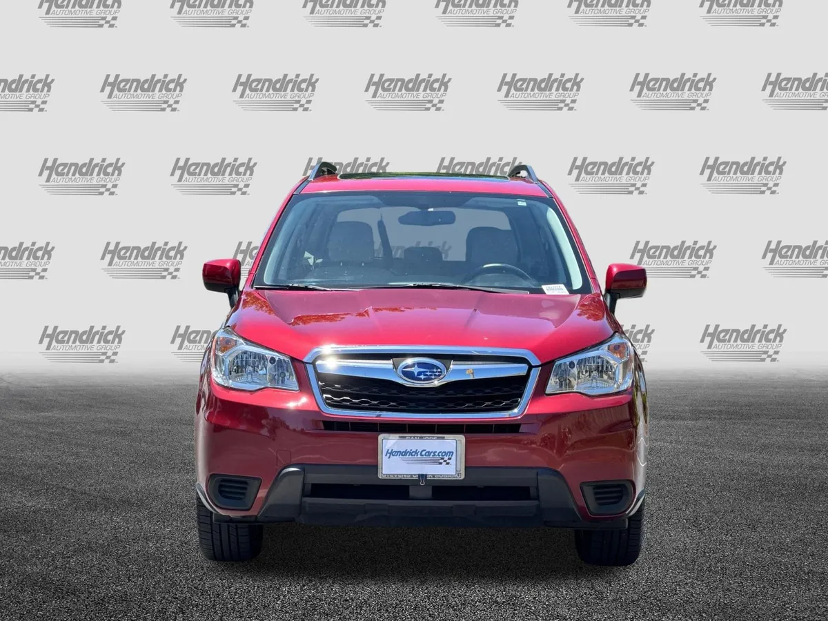 2016 Subaru Forester 2.5i Premium thumbnail 9