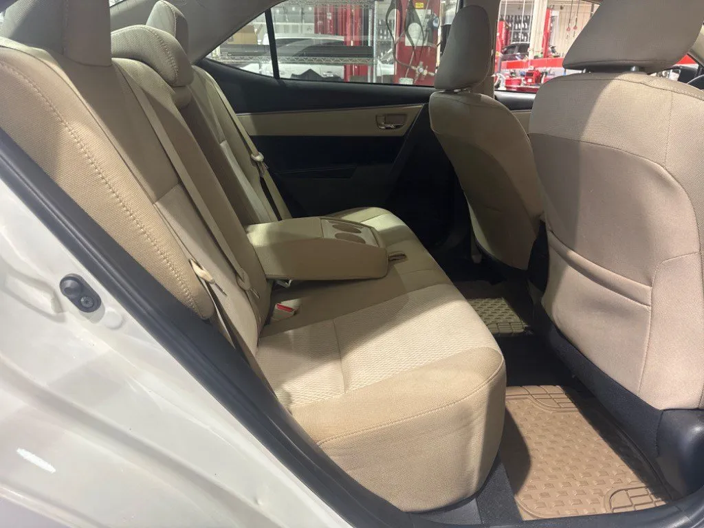 2016 Toyota Corolla LE Plus thumbnail 6