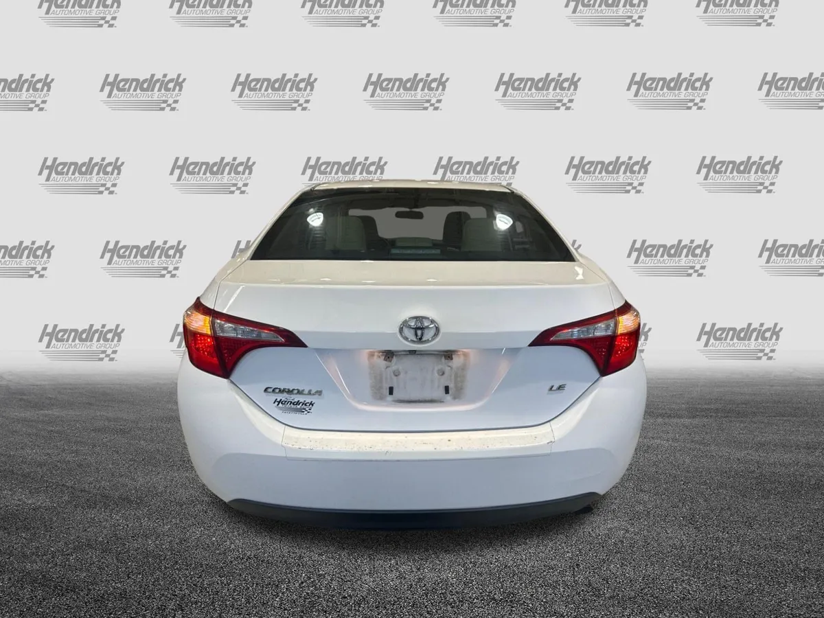 2016 Toyota Corolla LE Plus thumbnail 7