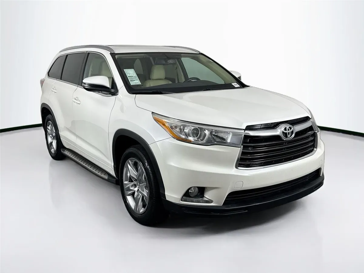 2016 Toyota Highlander Limited thumbnail 10