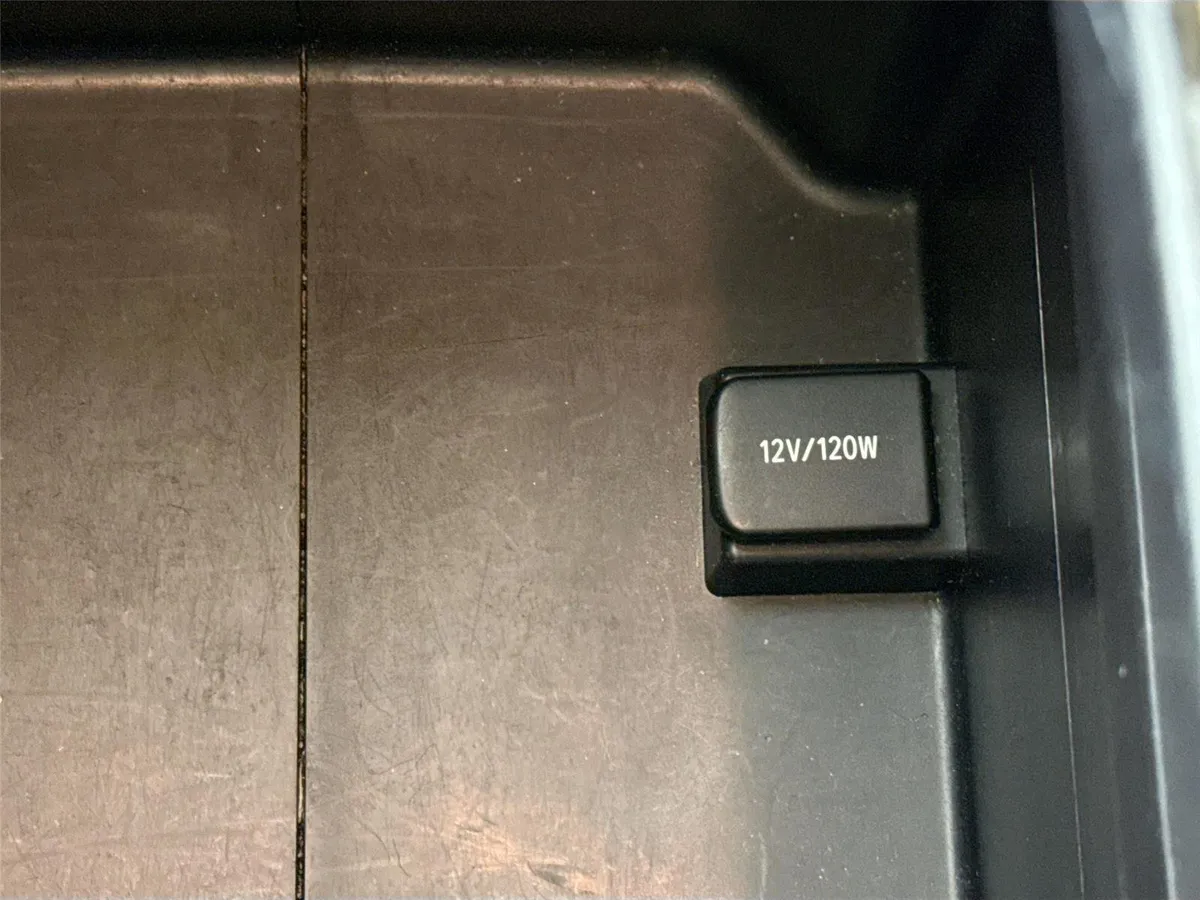 2016 Toyota Highlander Limited thumbnail 35