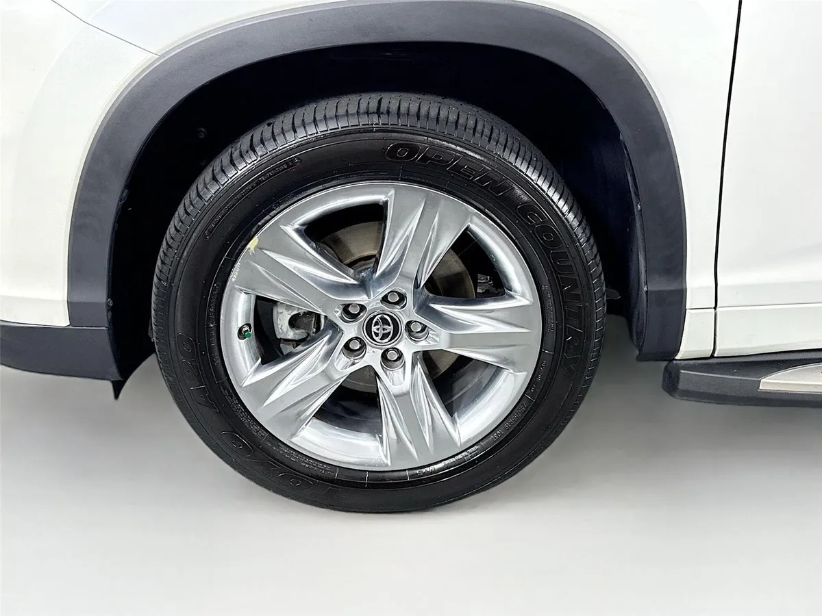 2016 Toyota Highlander Limited thumbnail 46