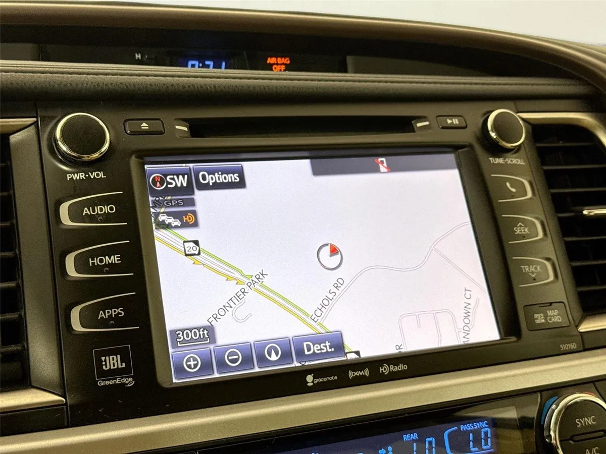 2016 Toyota Highlander Limited thumbnail 7