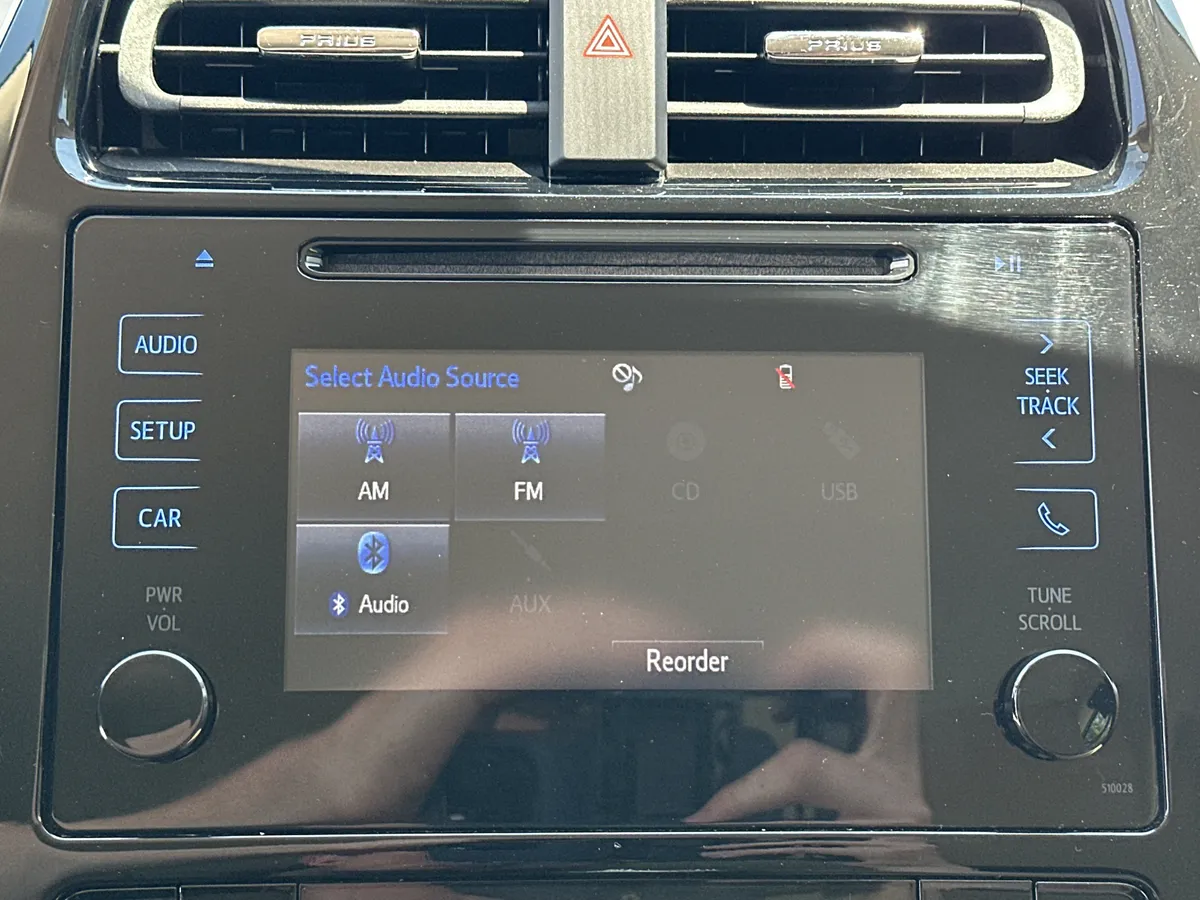 2016 Toyota Prius Two thumbnail 22