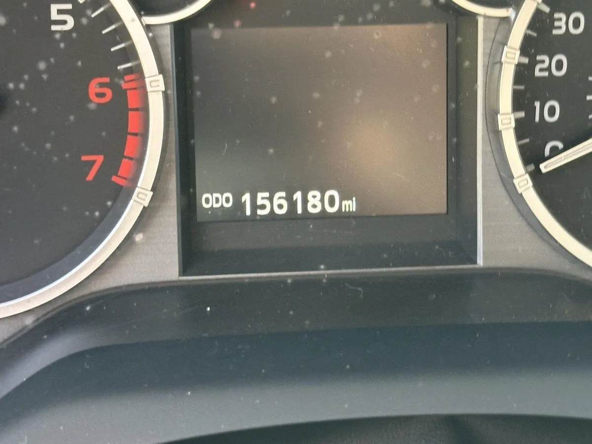 2016 Toyota Tundra SR5 thumbnail 13