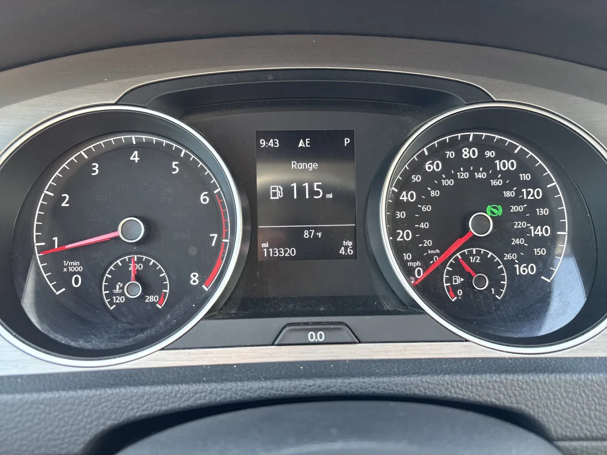 2016 Volkswagen Golf SportWagen TSI S thumbnail 23