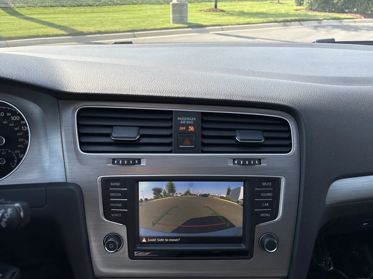 2016 Volkswagen Golf SportWagen TSI S thumbnail 27