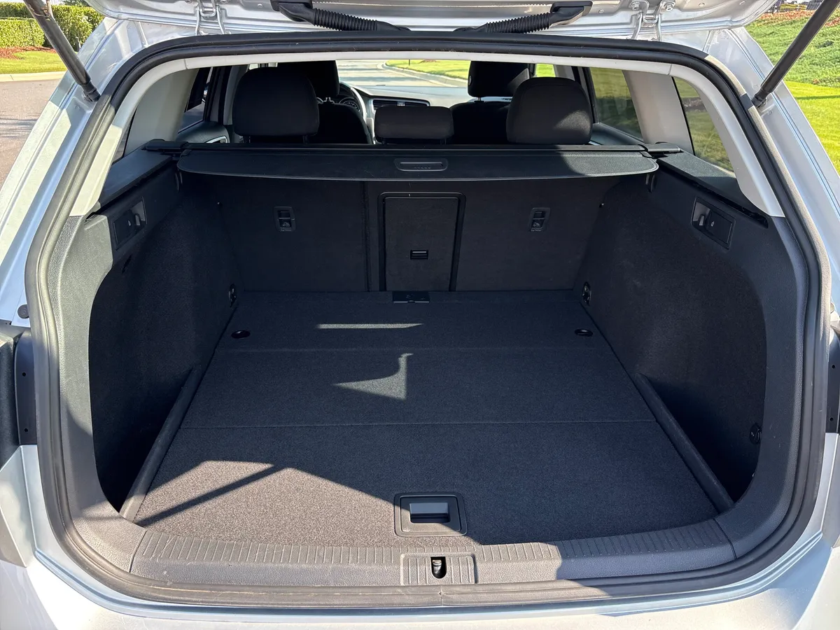 2016 Volkswagen Golf SportWagen TSI S thumbnail 32