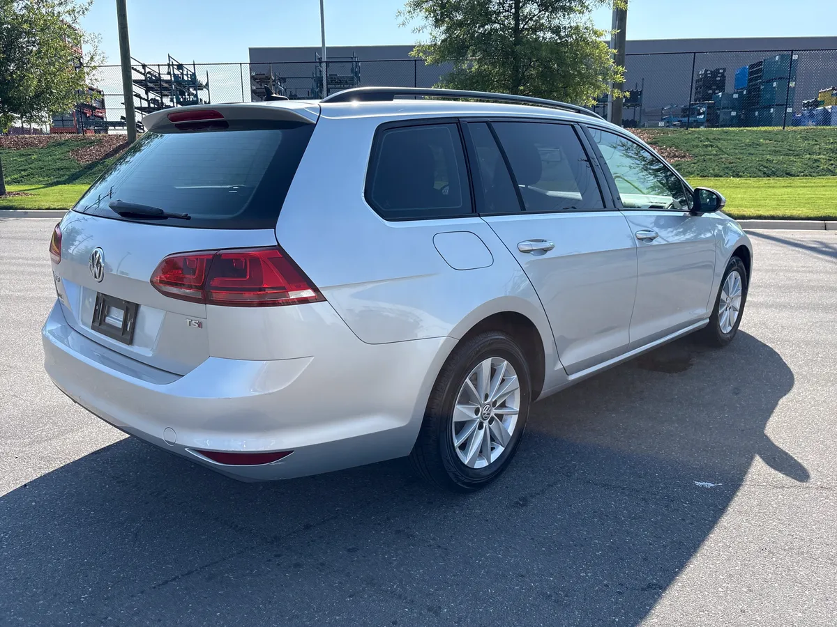 2016 Volkswagen Golf SportWagen TSI S thumbnail 9