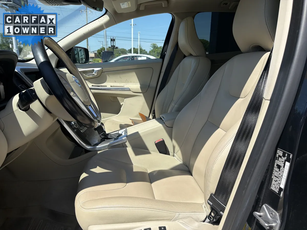 2016 Volvo XC60 T5 Drive-E Platinum thumbnail 15