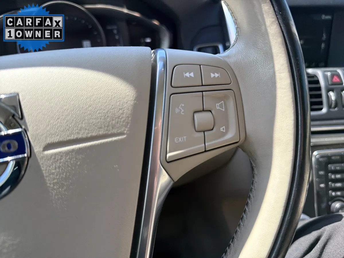 2016 Volvo XC60 T5 Drive-E Platinum thumbnail 19