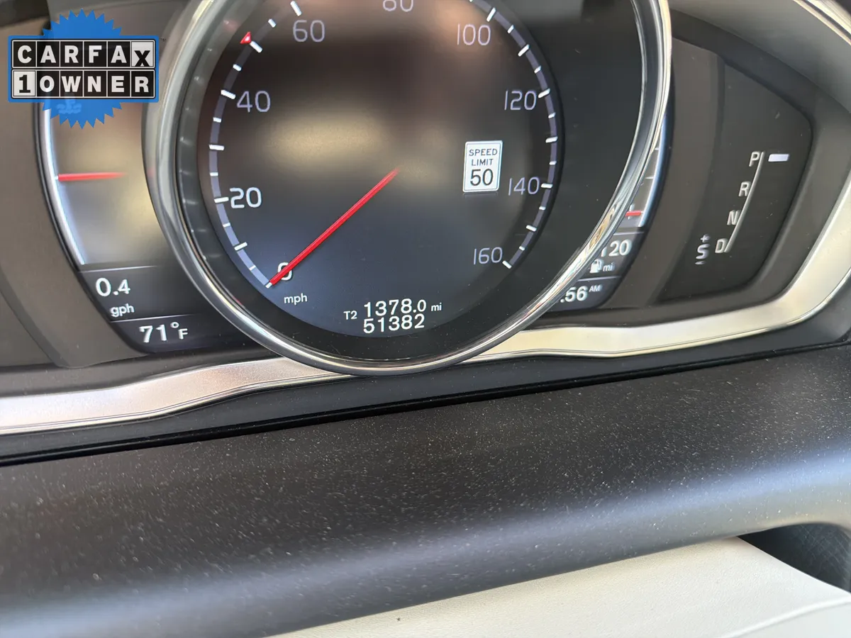 2016 Volvo XC60 T5 Drive-E Platinum thumbnail 21