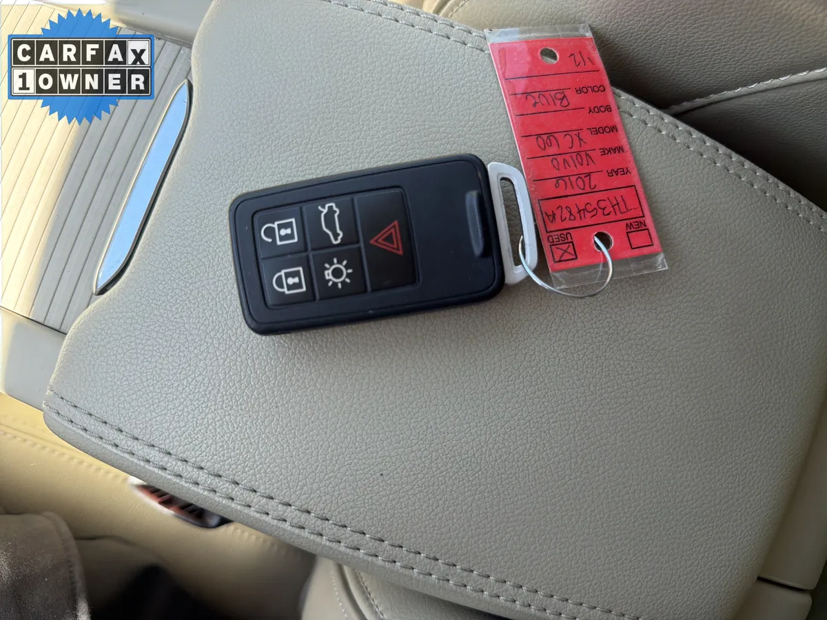 2016 Volvo XC60 T5 Drive-E Platinum thumbnail 37