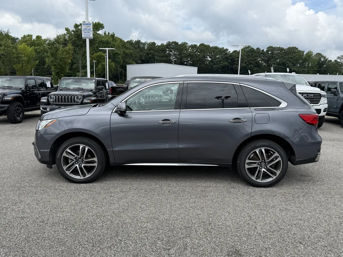 2017 Acura MDX w/Advance/Entertainment Pkg thumbnail 5