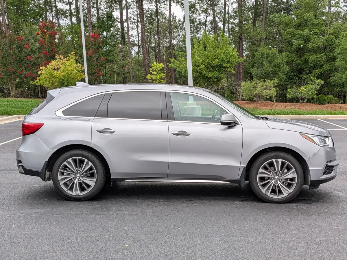 2017 Acura MDX w/Technology Pkg thumbnail 10