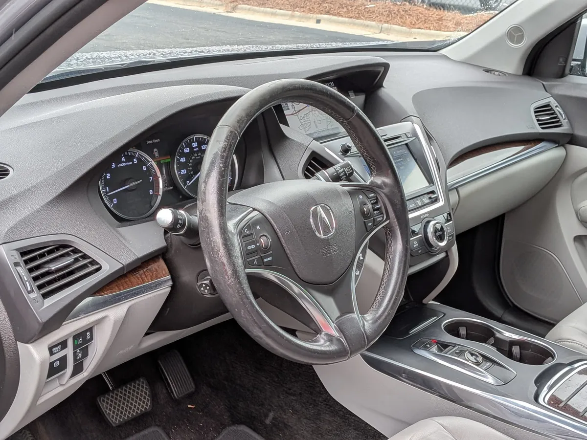 2017 Acura MDX w/Technology Pkg thumbnail 11