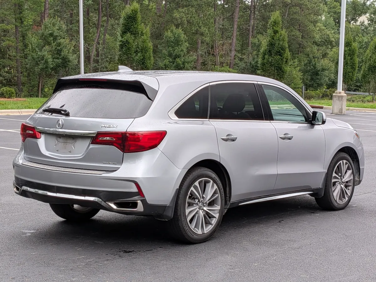 2017 Acura MDX w/Technology Pkg thumbnail 9