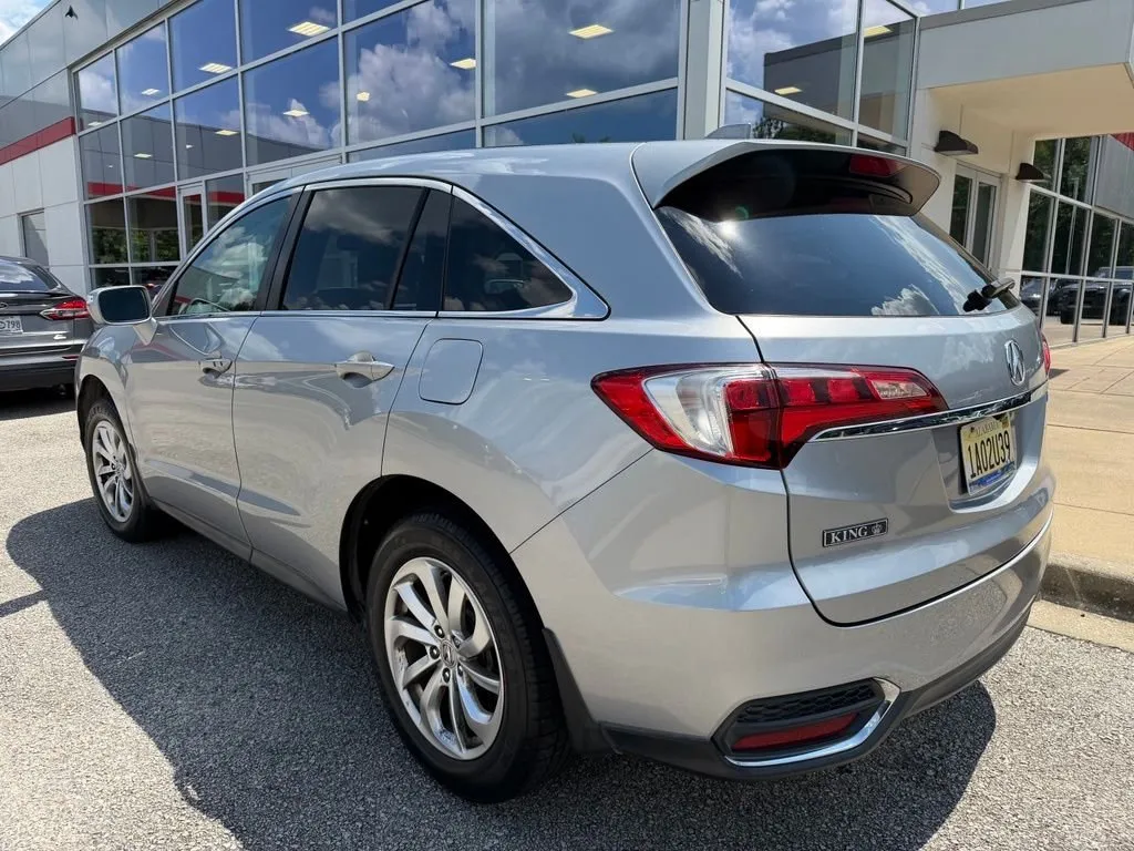 2017 Acura RDX thumbnail 4