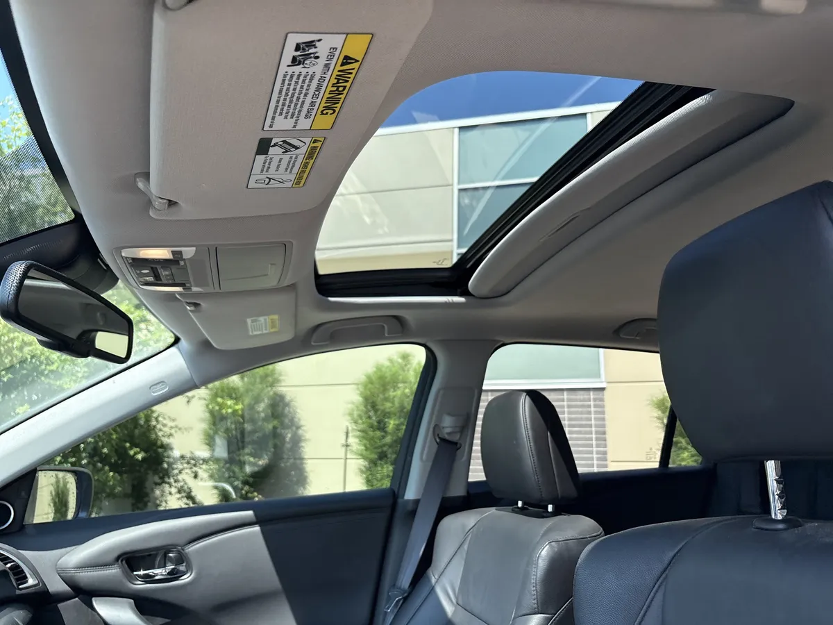 2017 Acura RDX w/Advance Pkg thumbnail 27