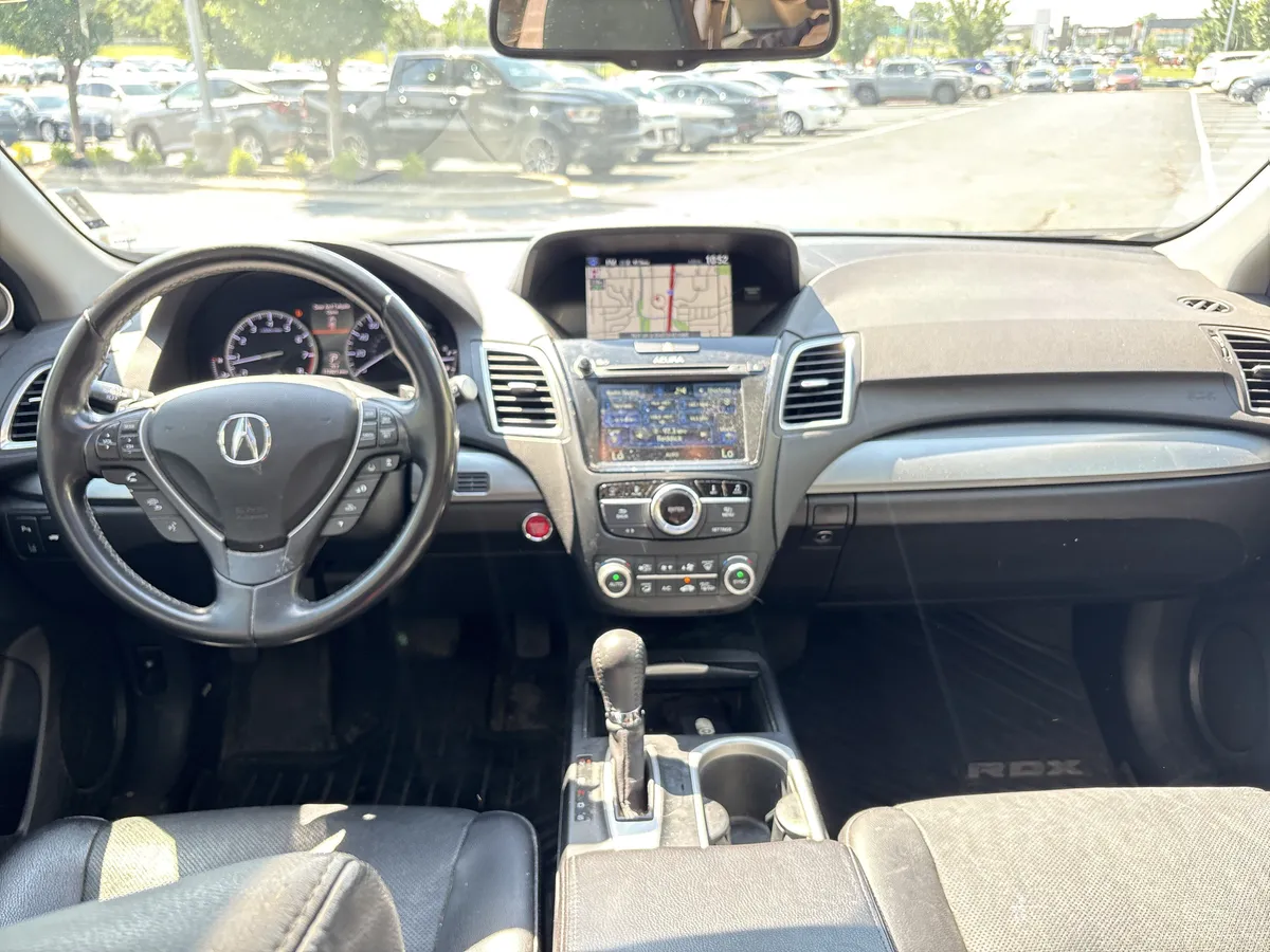 2017 Acura RDX w/Advance Pkg thumbnail 28