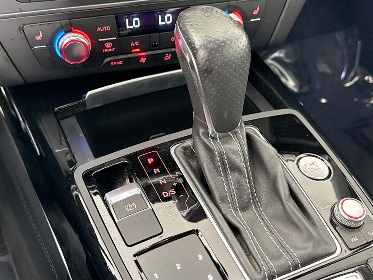 2017 Audi A7 Competition Prestige thumbnail 26