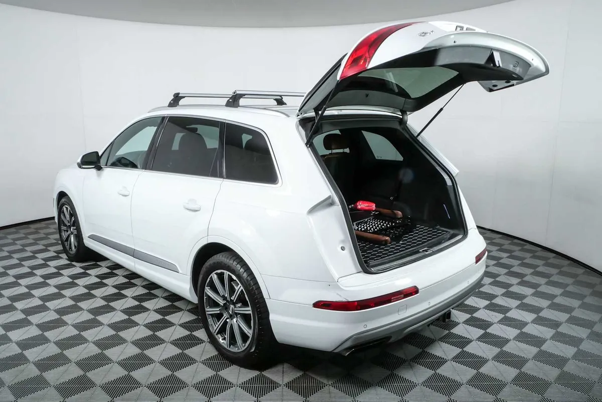 2017 AUDI Q7 Prestige thumbnail 37