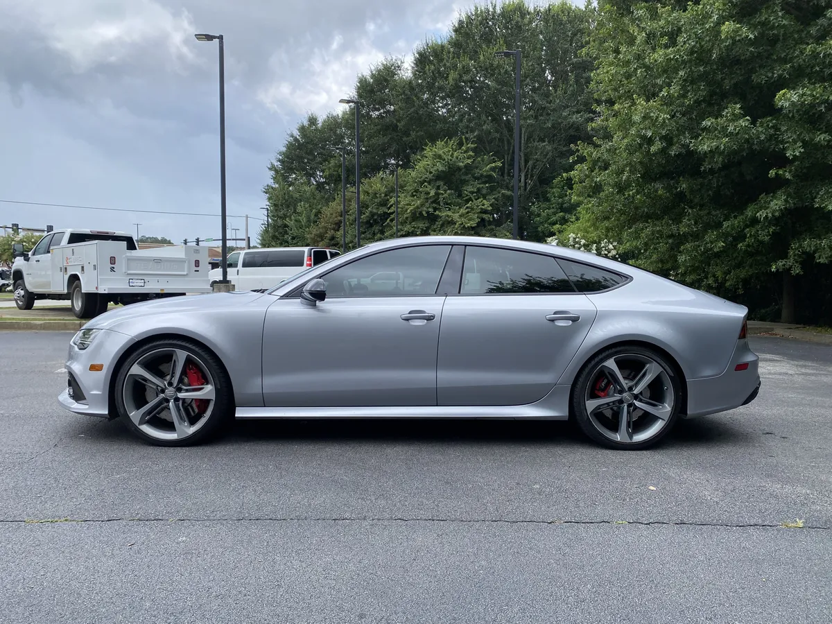 2017 Audi RS 7 Prestige thumbnail 5