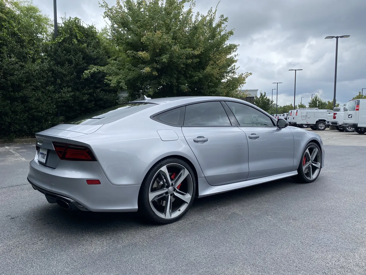 2017 Audi RS 7 Prestige thumbnail 8