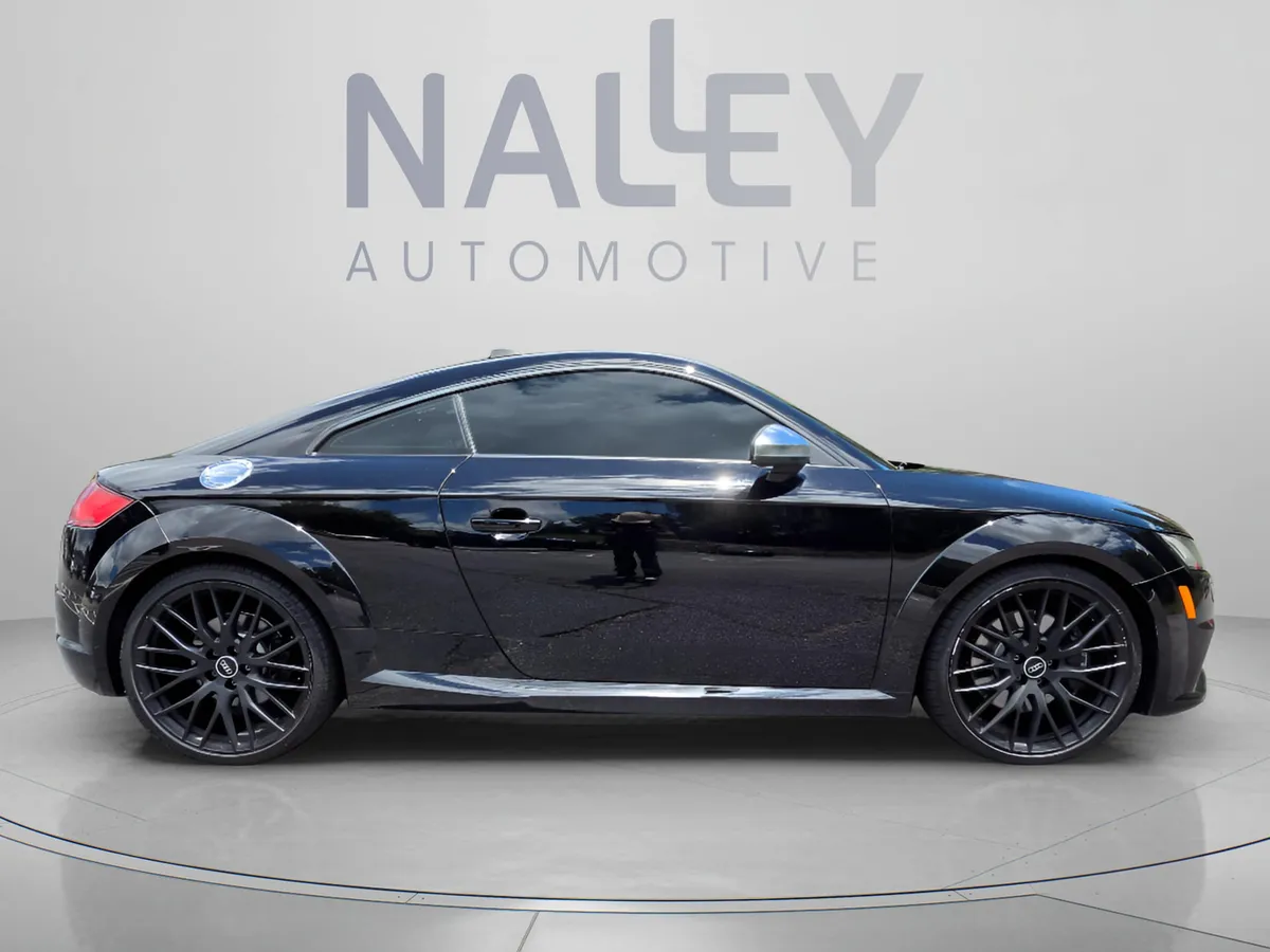 2017 Audi TTS 2.0T thumbnail 7