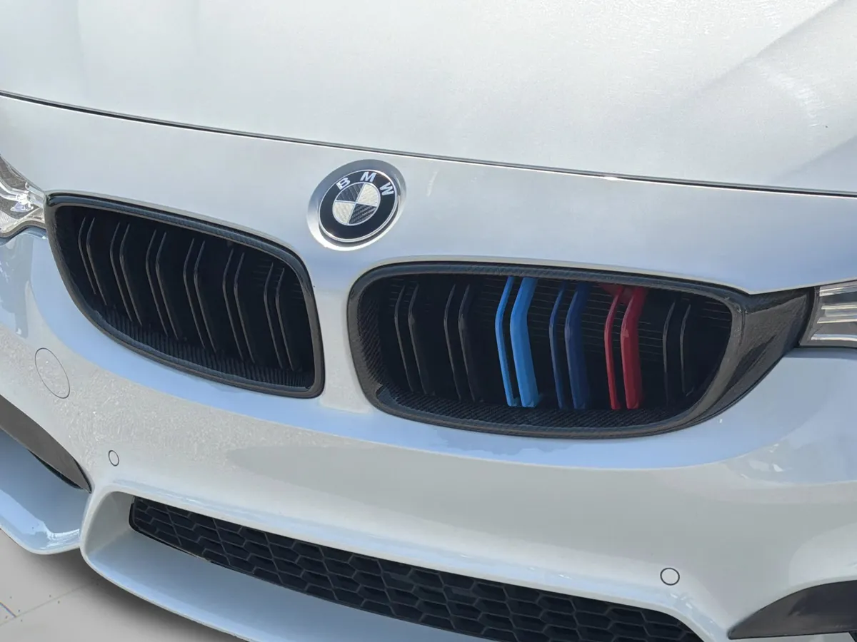 2017 BMW M4 Base thumbnail 38