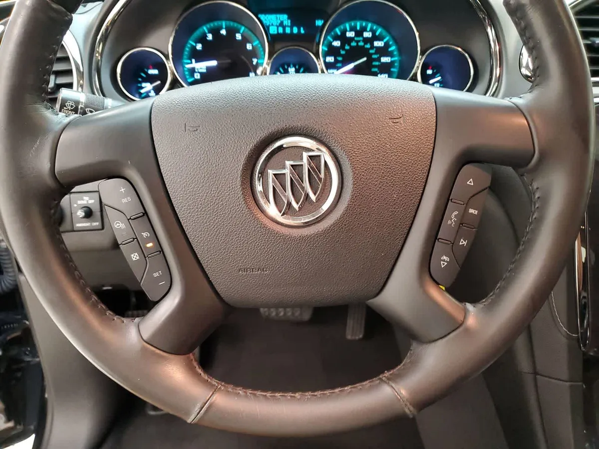 2017 Buick Enclave Leather thumbnail 10