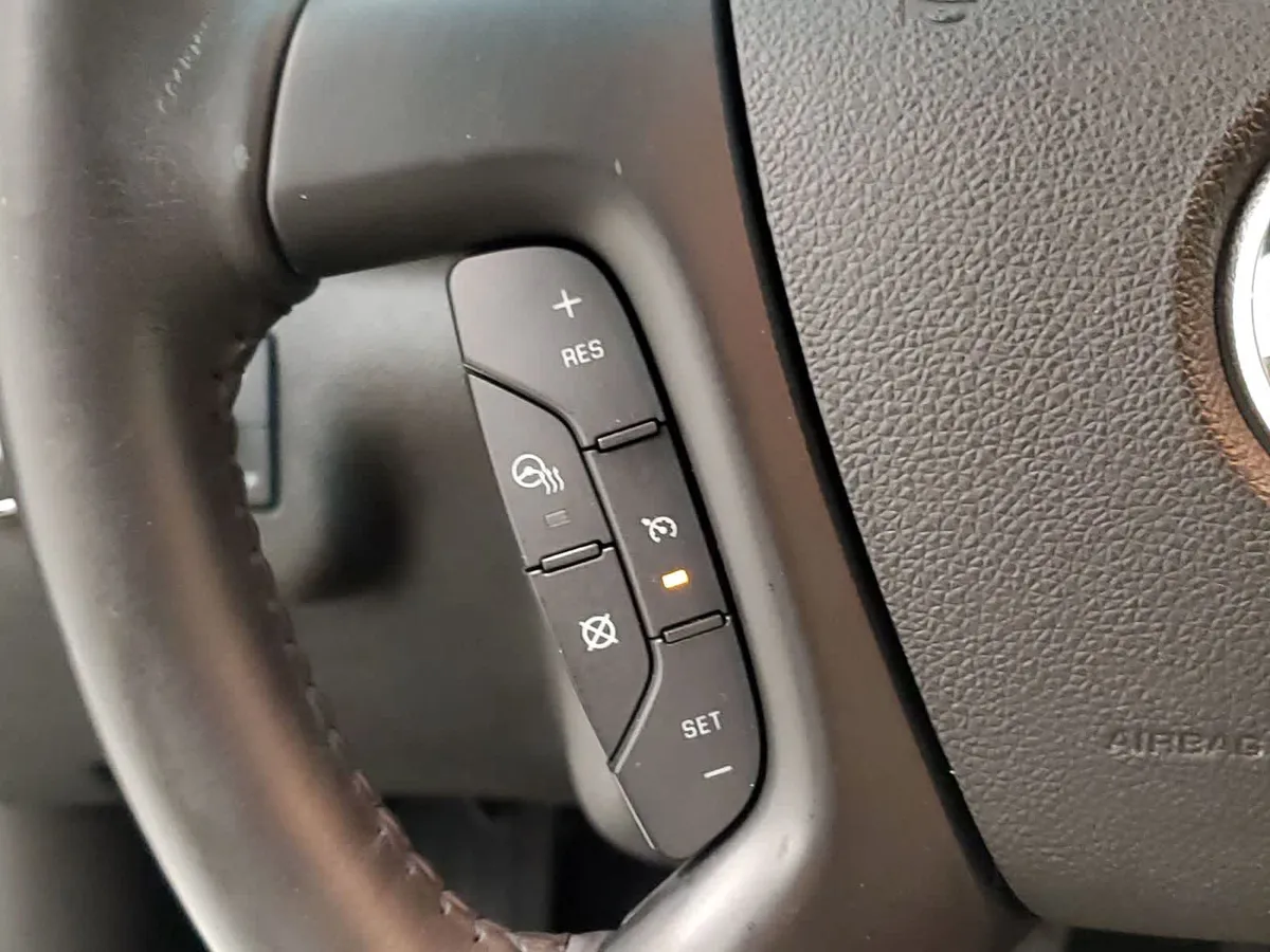 2017 Buick Enclave Leather thumbnail 11