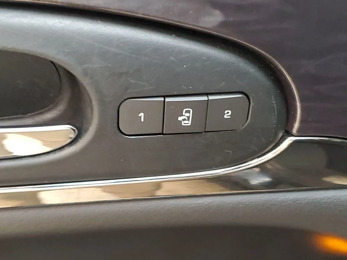 2017 Buick Enclave Leather thumbnail 17