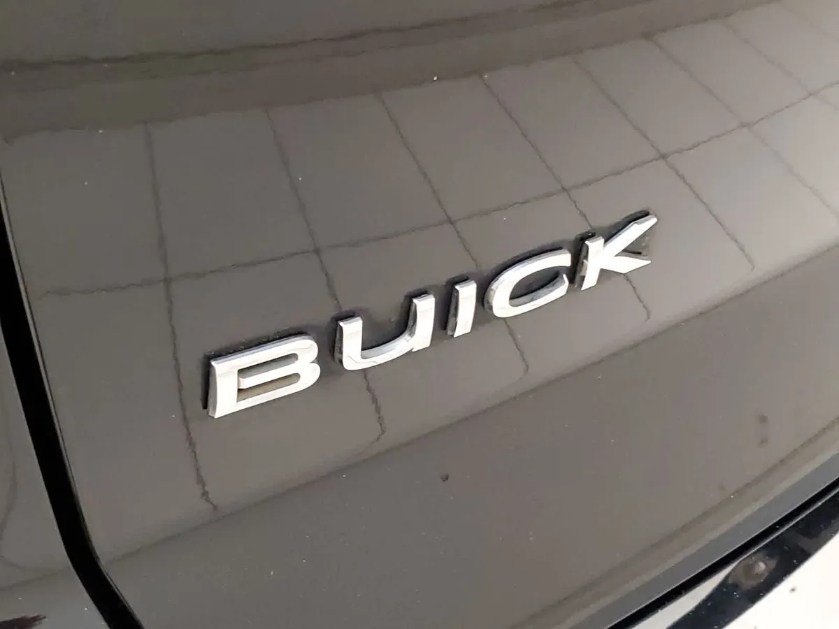 2017 Buick Enclave Leather thumbnail 21