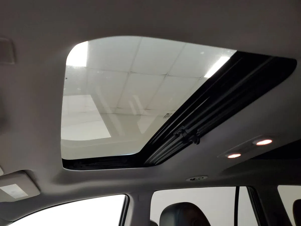 2017 Buick Enclave Leather thumbnail 3
