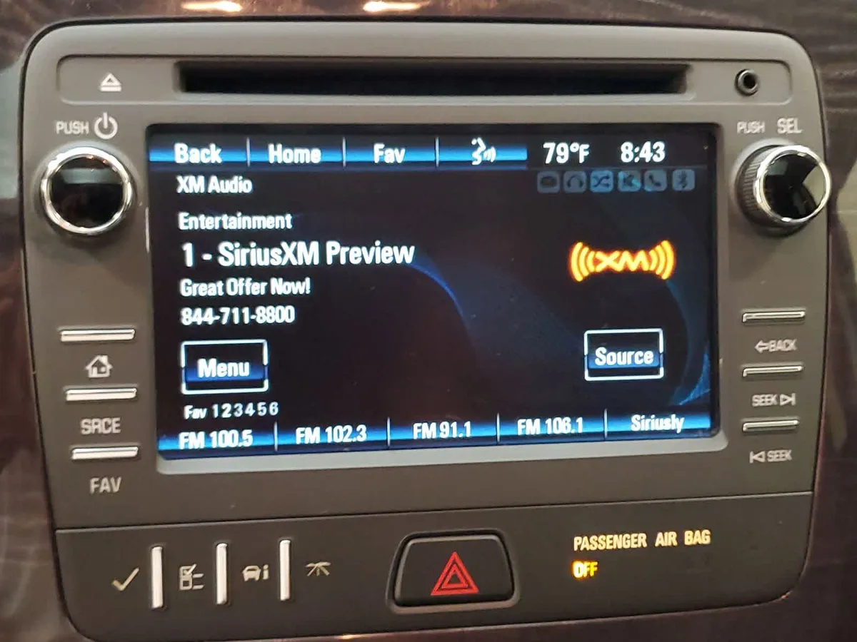 2017 Buick Enclave Leather thumbnail 5