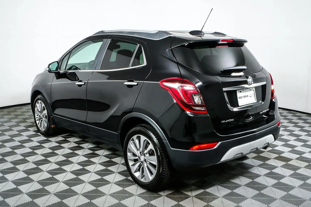 2017 BUICK ENCORE Preferred thumbnail 28