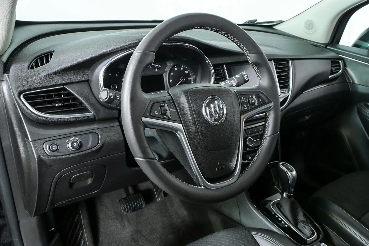 2017 BUICK ENCORE Preferred thumbnail 4