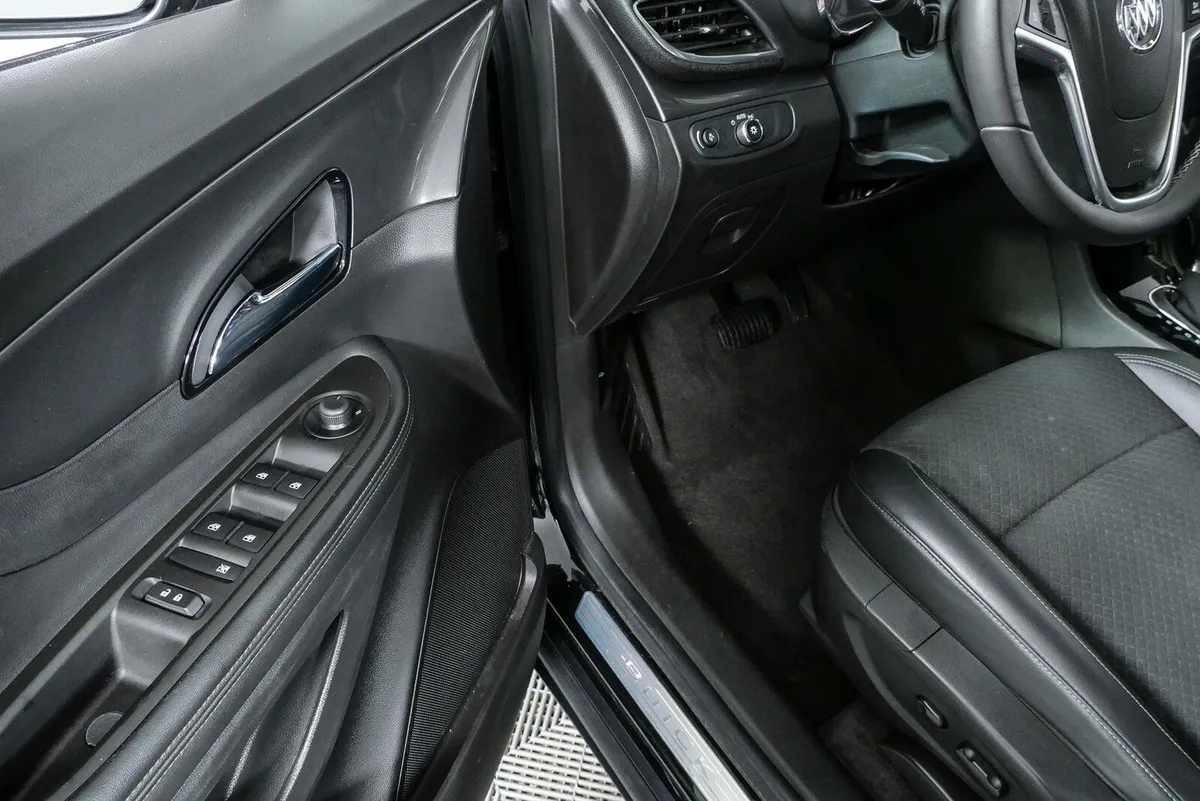 2017 BUICK ENCORE Preferred thumbnail 7