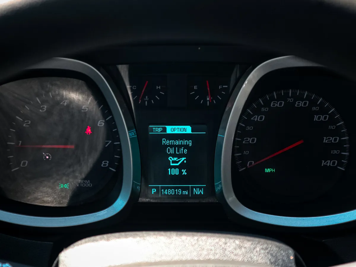 2017 Chevrolet Equinox LS thumbnail 20