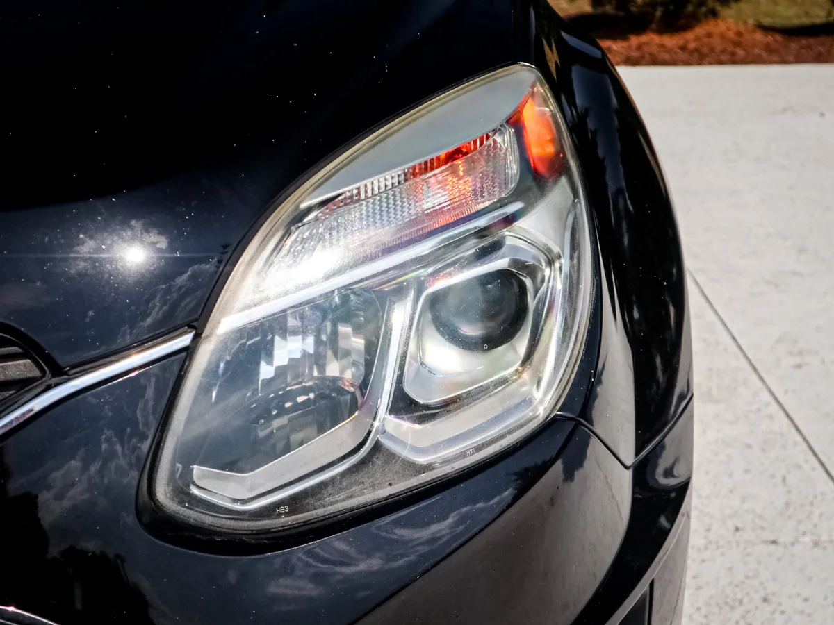 2017 Chevrolet Equinox LS thumbnail 5