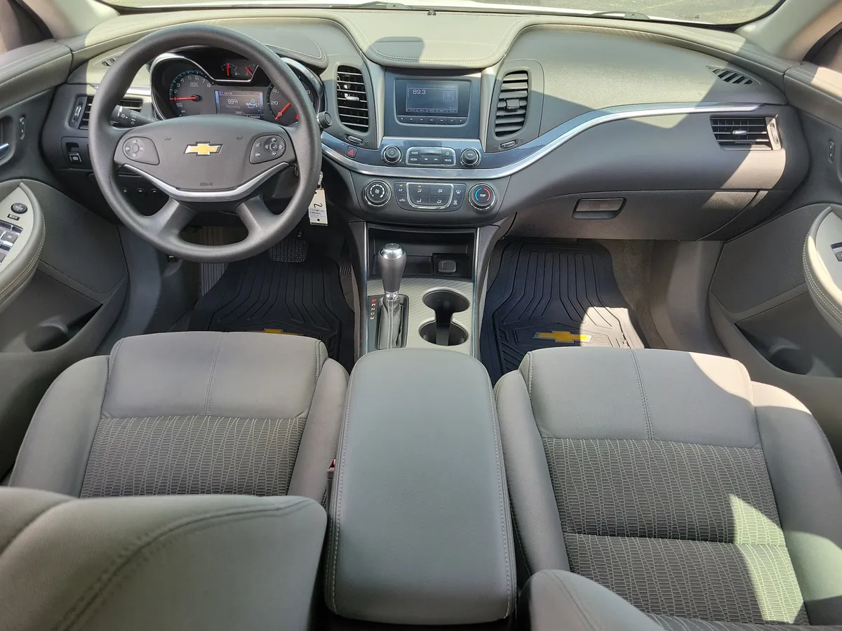 2017 Chevrolet Impala LS w/1LS (Retail Only) thumbnail 8