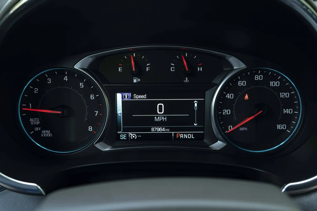 2017 Chevrolet Malibu LT thumbnail 21