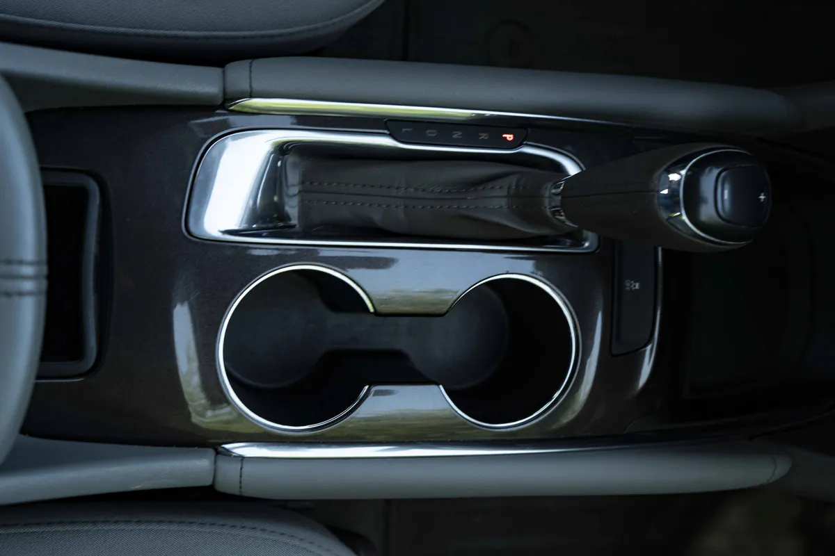 2017 Chevrolet Malibu LT thumbnail 26