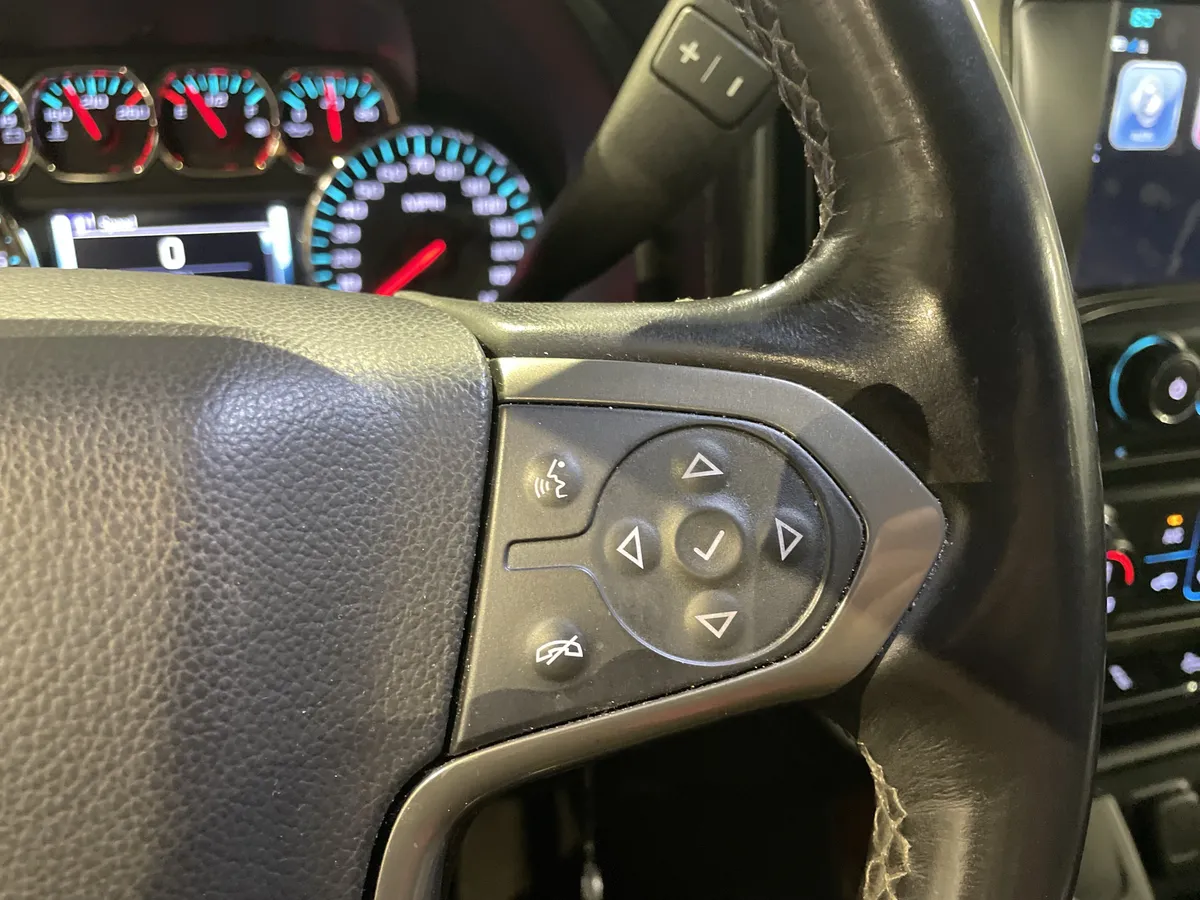 2017 Chevrolet Silverado 1500 High Country thumbnail 20