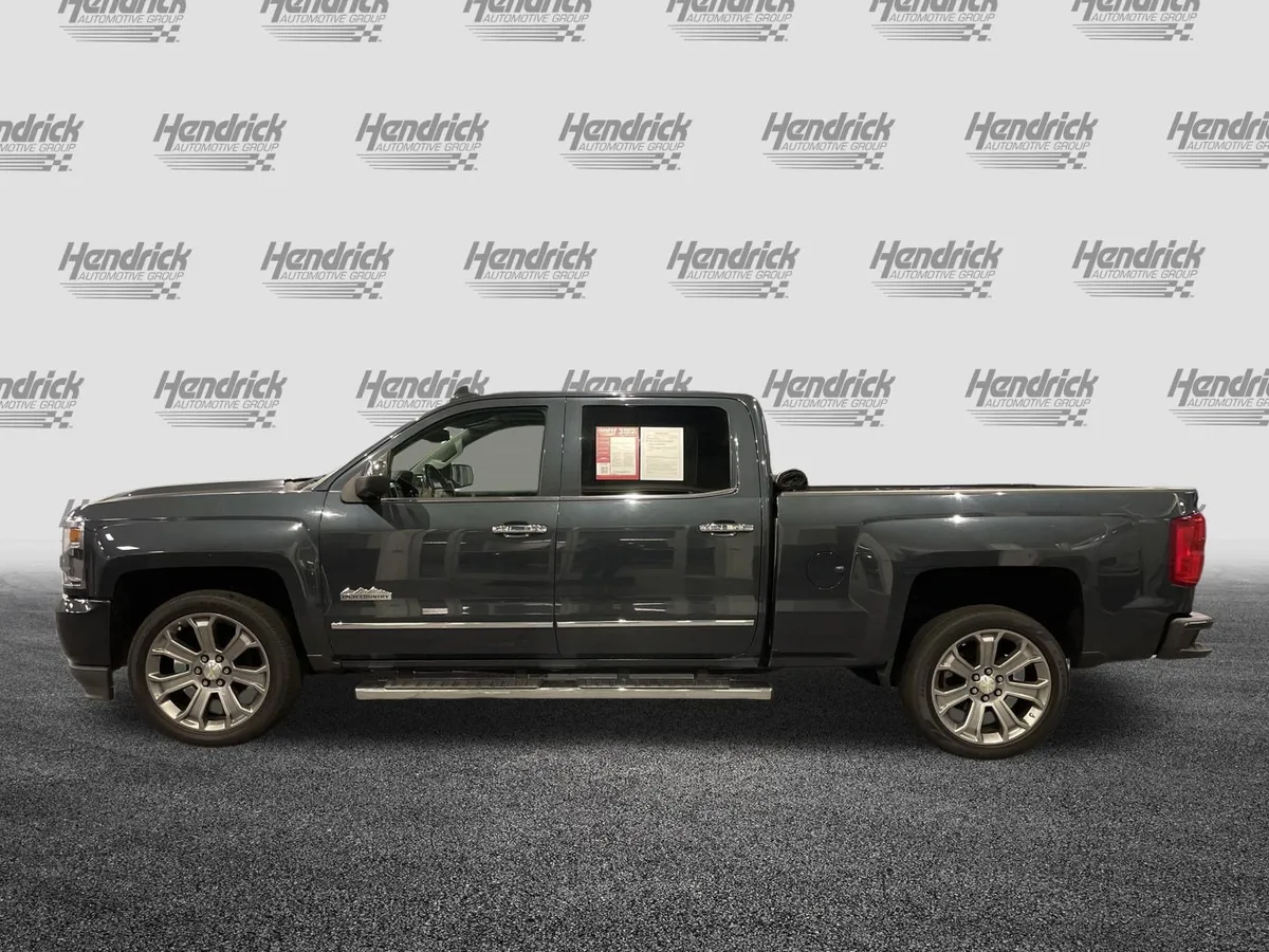 2017 Chevrolet Silverado 1500 High Country thumbnail 6