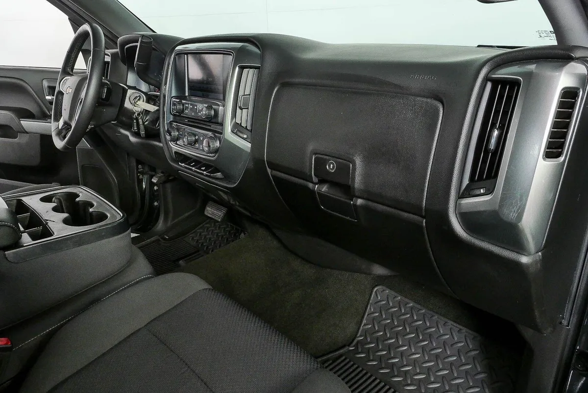 2017 Chevrolet Silverado 1500 LT thumbnail 21