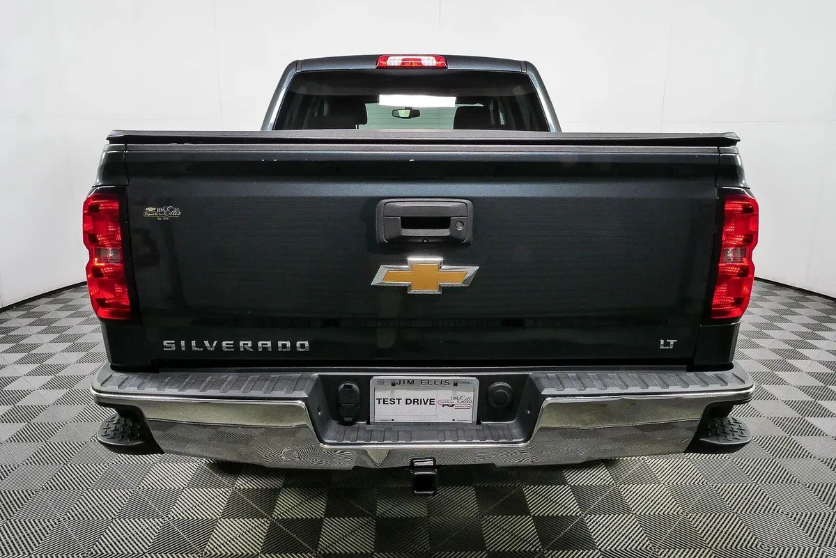 2017 Chevrolet Silverado 1500 LT thumbnail 27